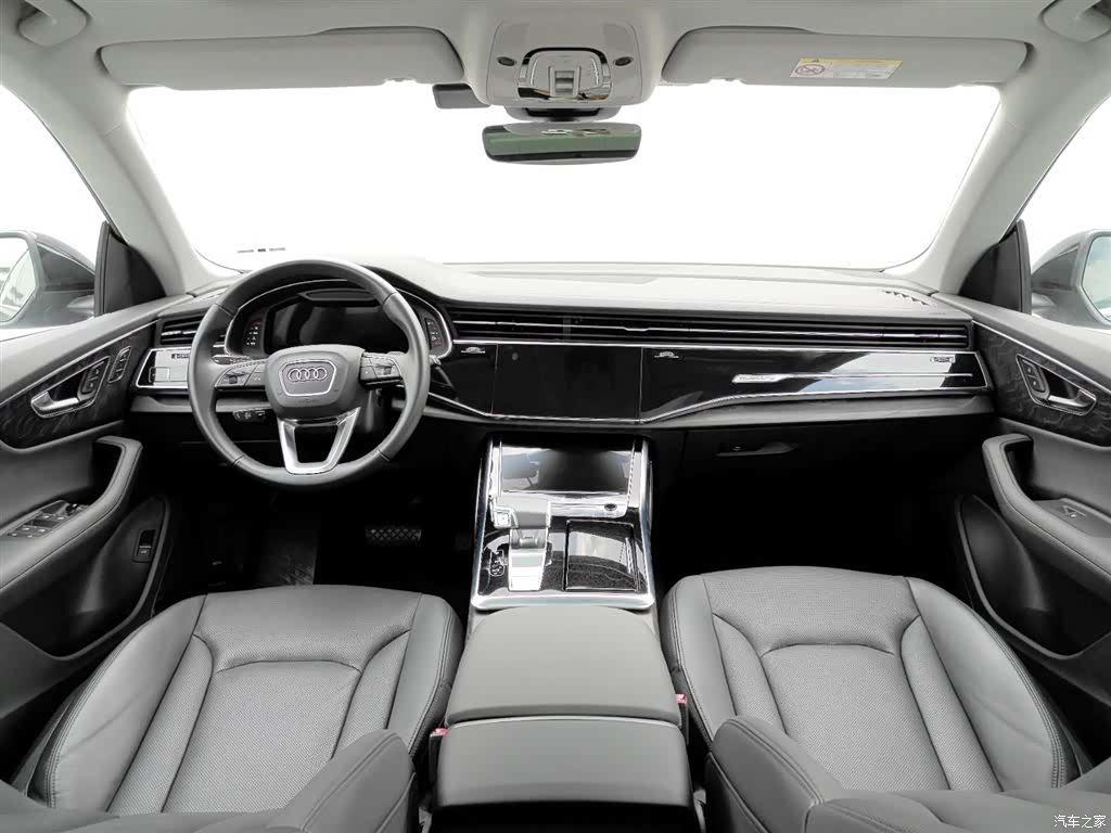 Audi Q8, 2023 8