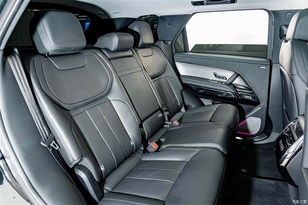 Land Rover Range Rover, 2025 23