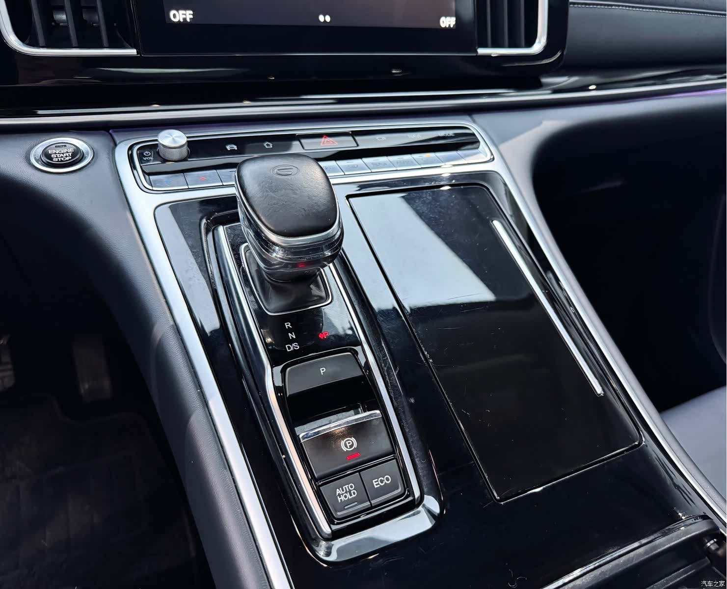 Trumpchi M8, 2022 15