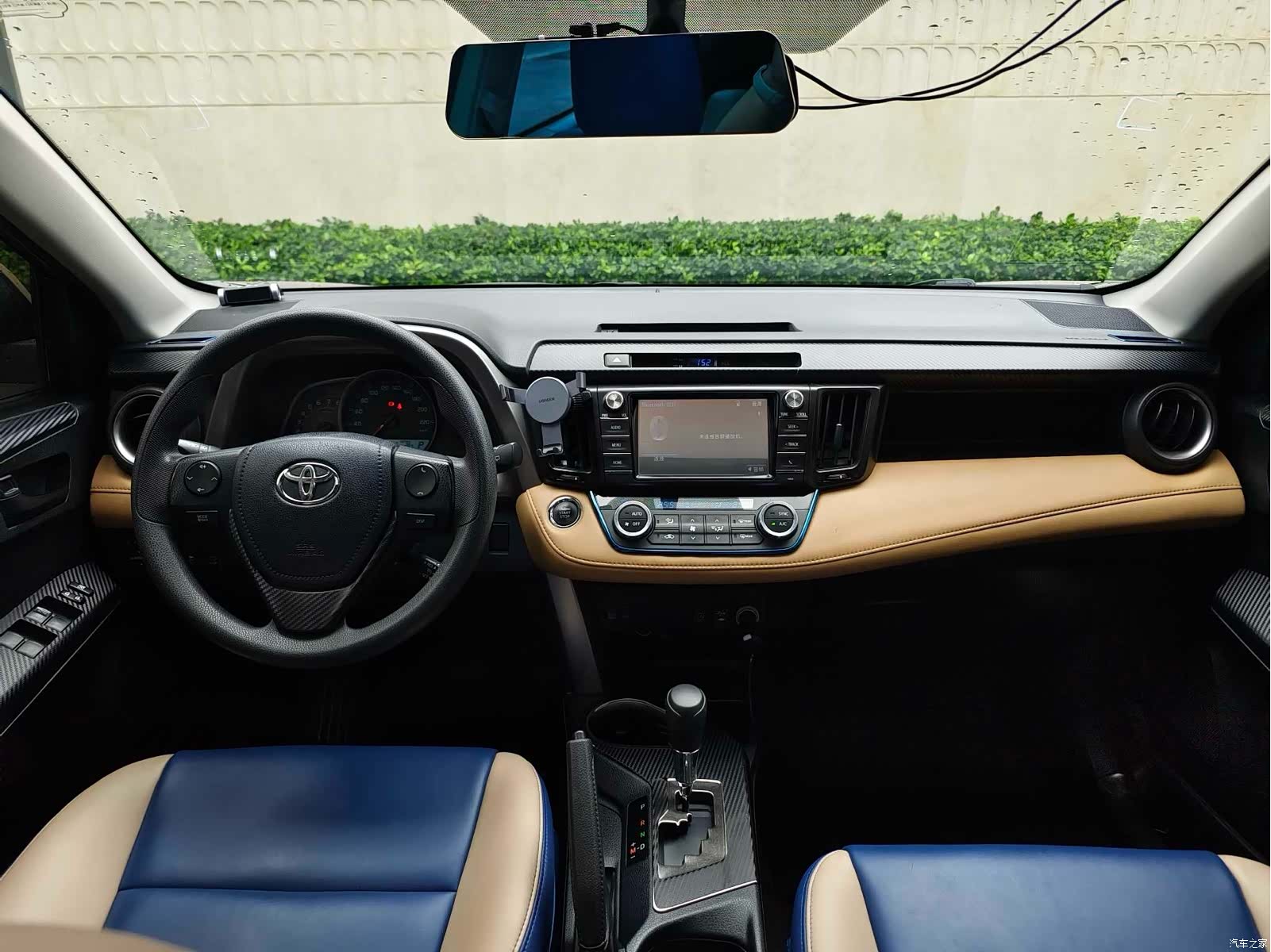 Toyota RAV4, 2018 10