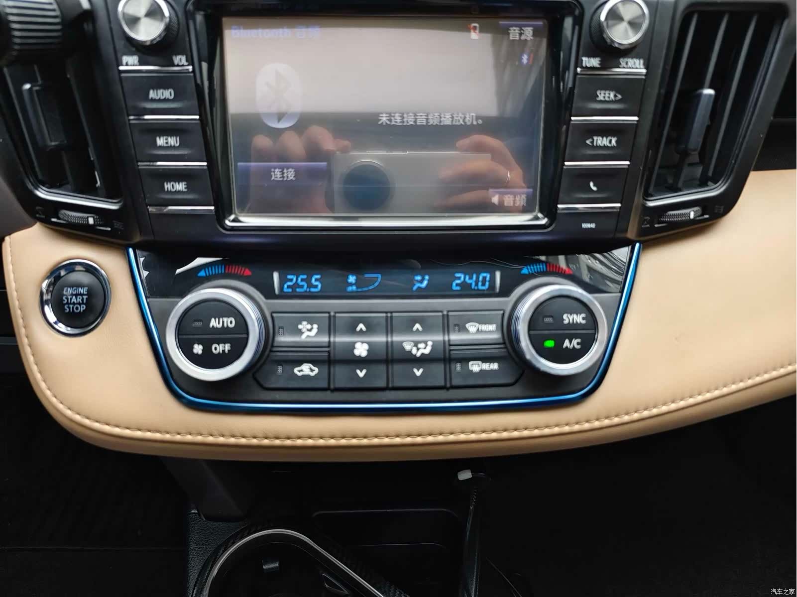 Toyota RAV4, 2018 18