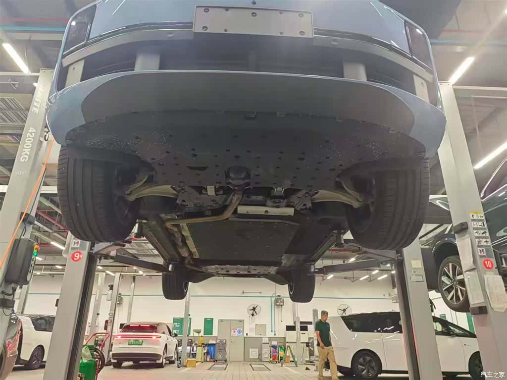 Li Auto L7, 2025 13