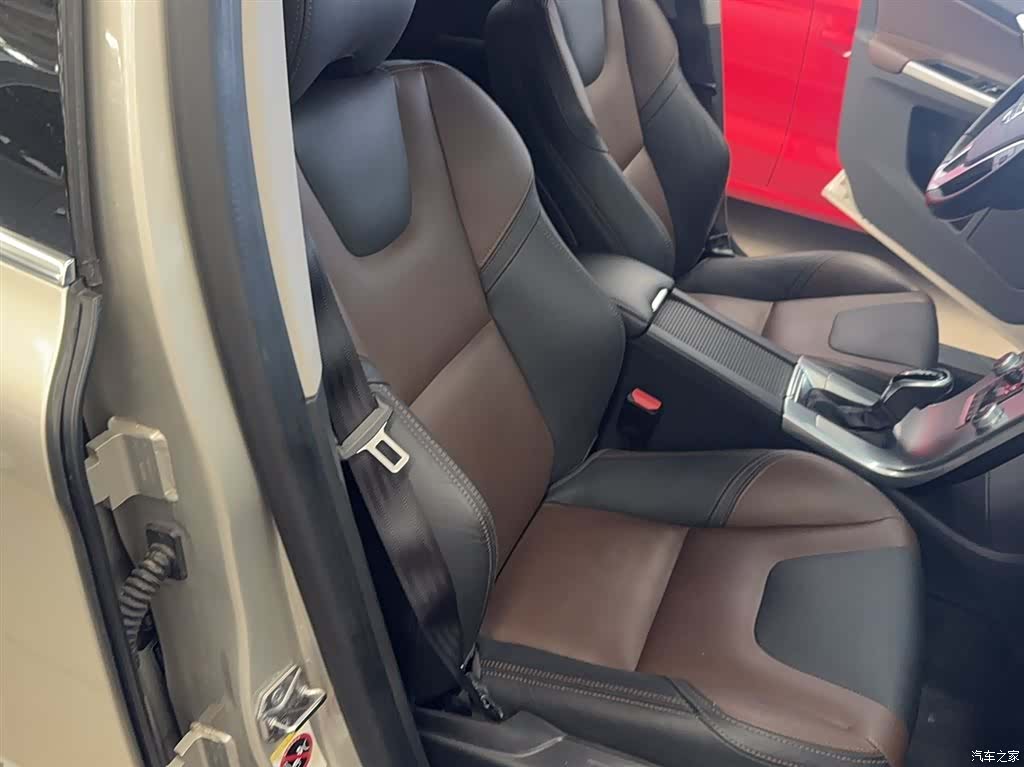 Volvo XC60, 2017 3