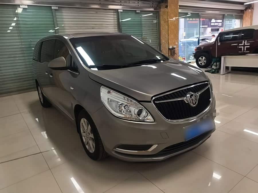 Buick GL8 2019, фото 21