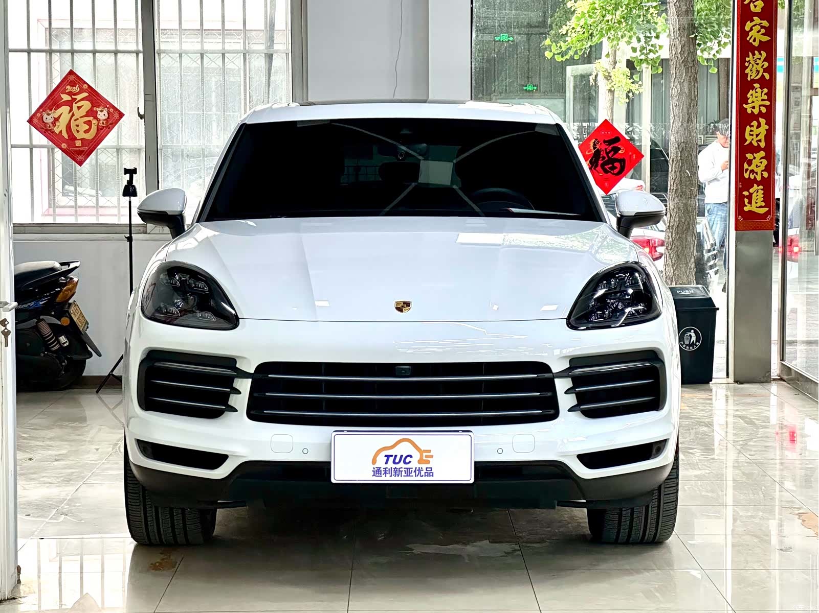 Porsche Cayenne, 2022 2