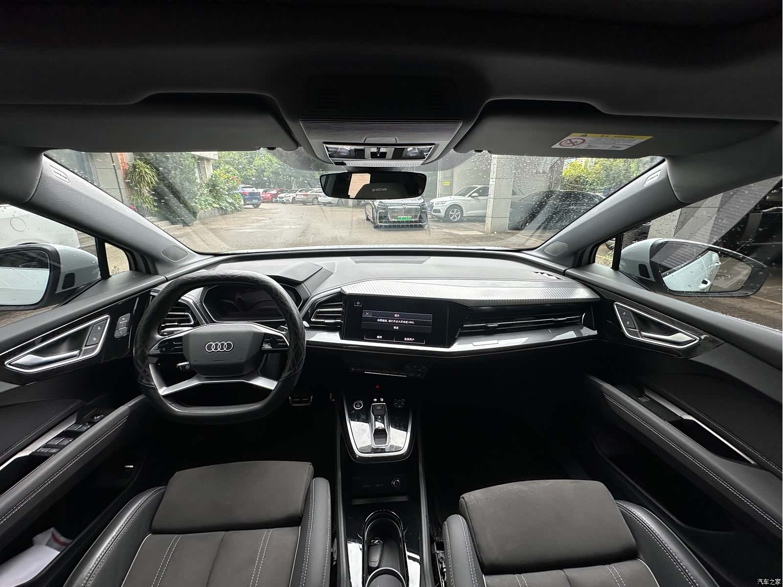 Audi Q4 e-tron, 2023 6
