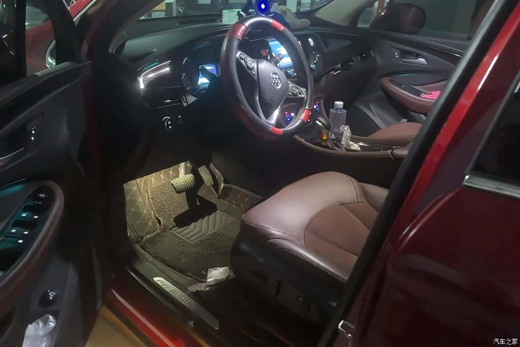 Buick Envision Plus, 2018 9