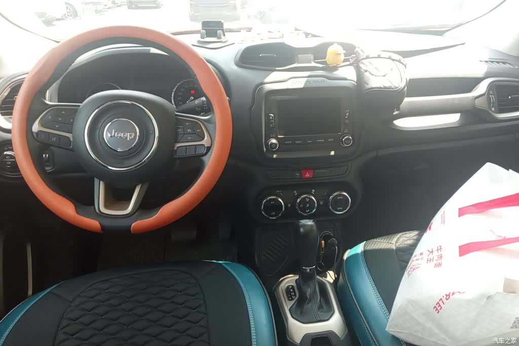 Jeep Renegade, 2016 12
