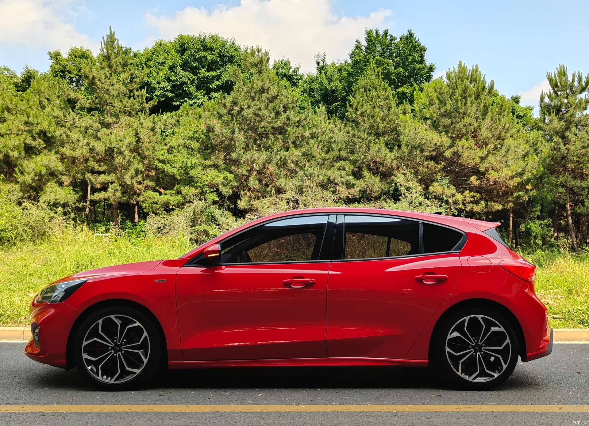 Ford Focus, 2020 все фото