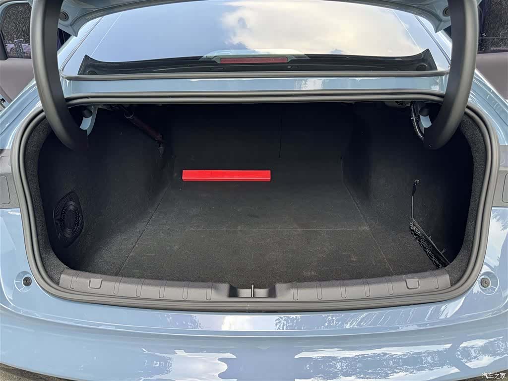 Leapmotor B01, 2025 19