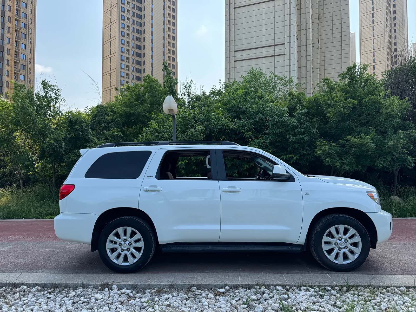 Toyota Sequoia, 2016 6