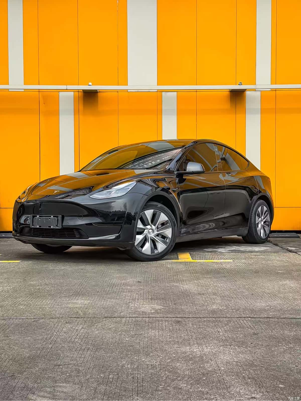 Tesla Model Y, 2022 1