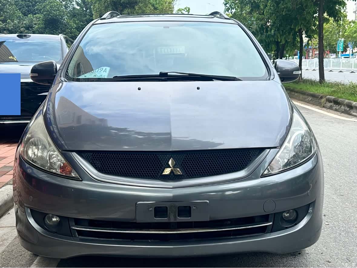 Mitsubishi 2.4, 2011 2