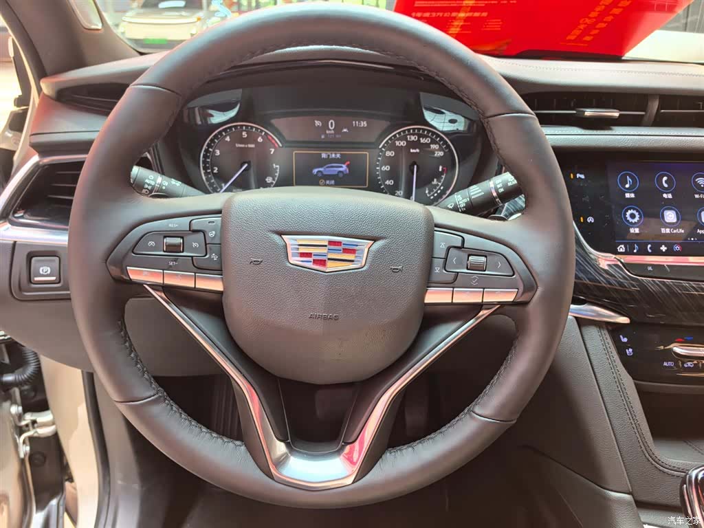 Cadillac XT6, 2023 13