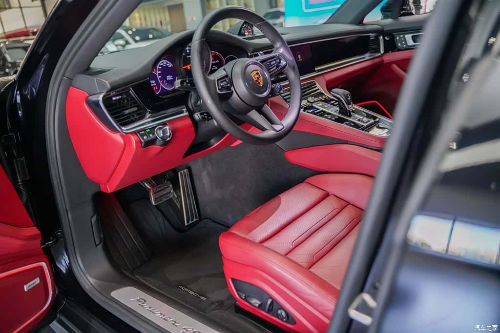 Porsche Panamera, 2022 11