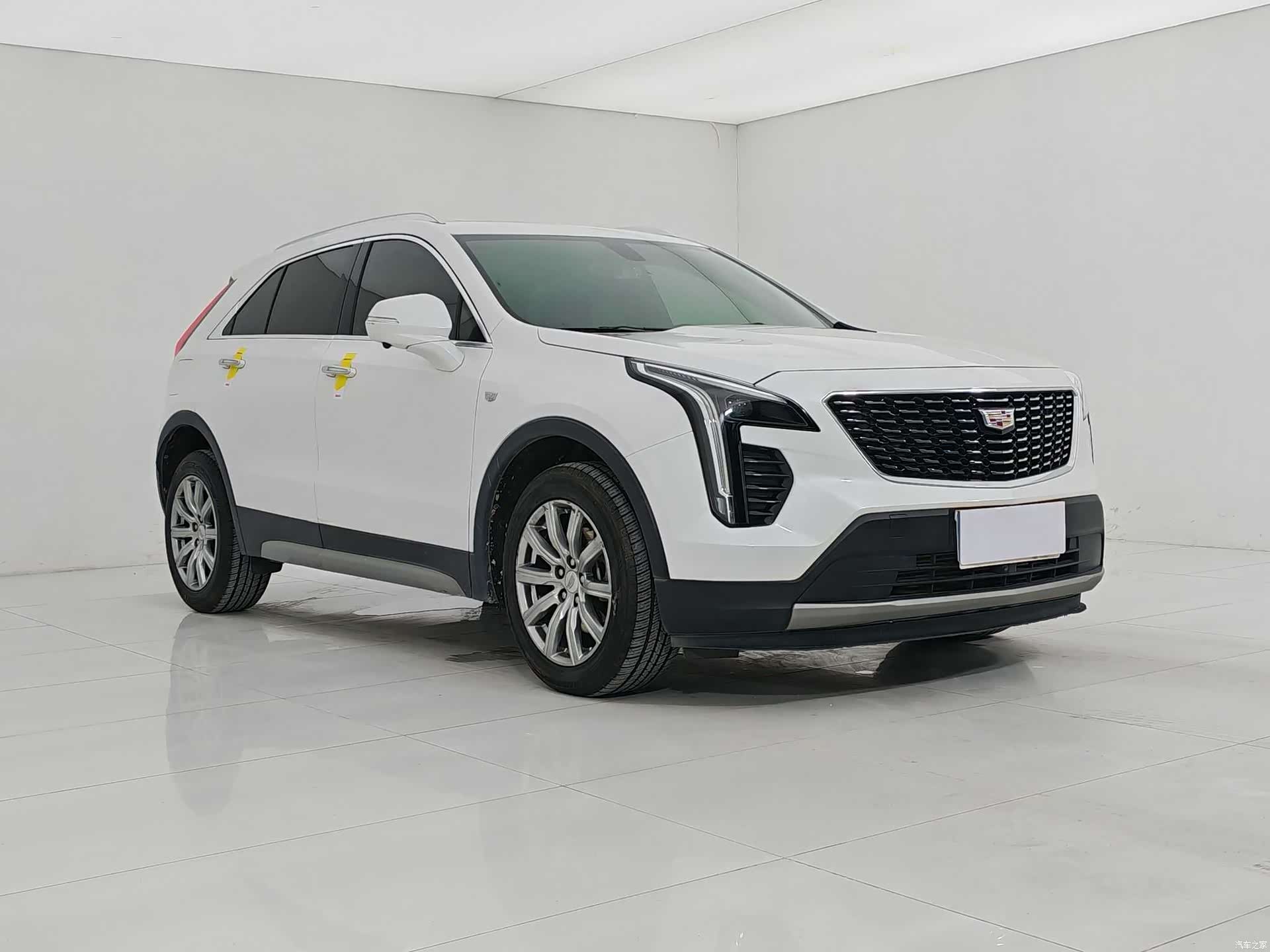 Cadillac XT4, 2021 3
