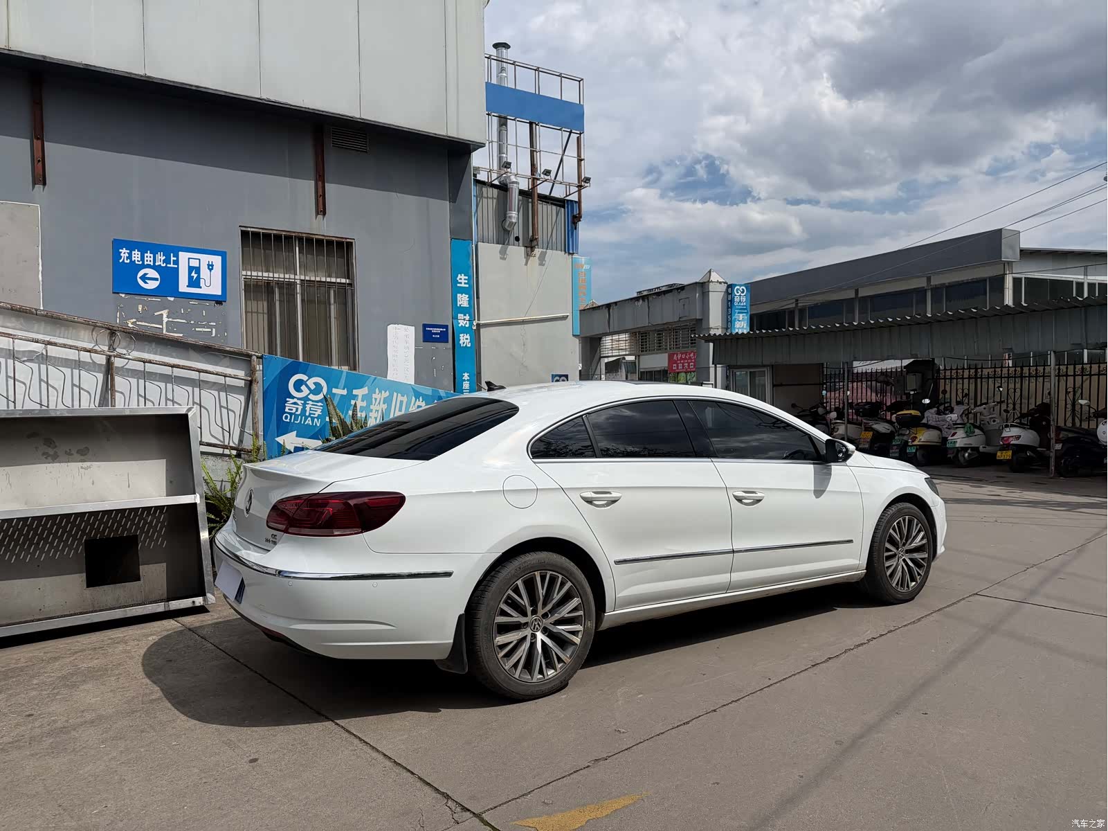 Volkswagen CC, 2017 все фото