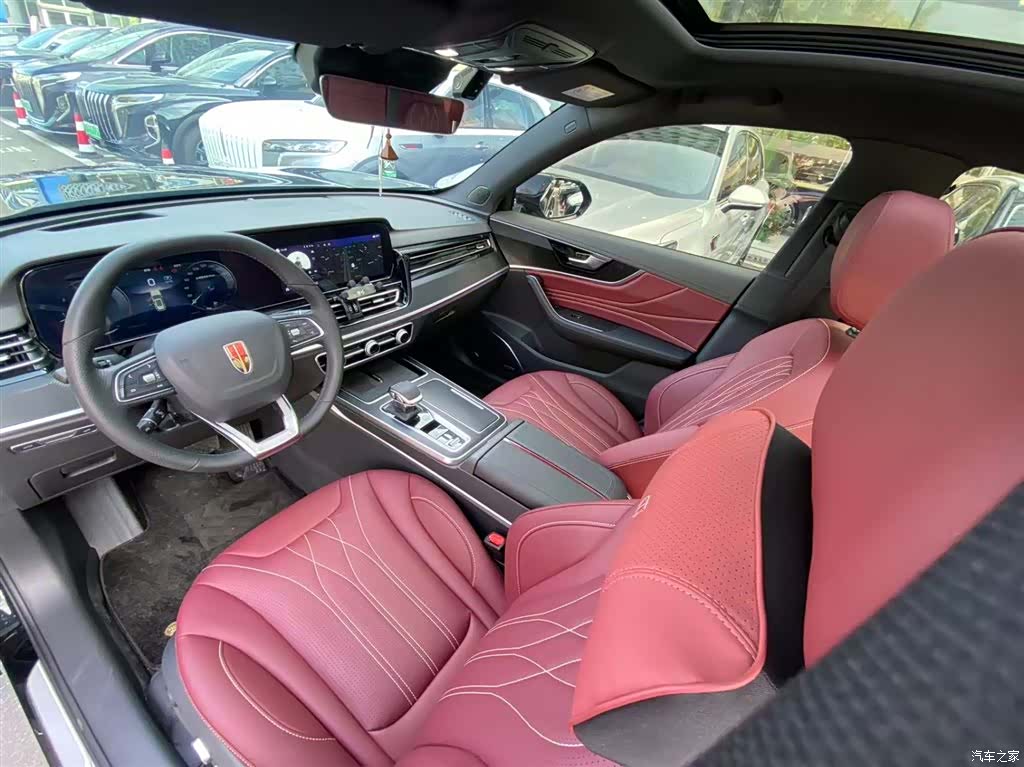 Hongqi HS5, 2025 14
