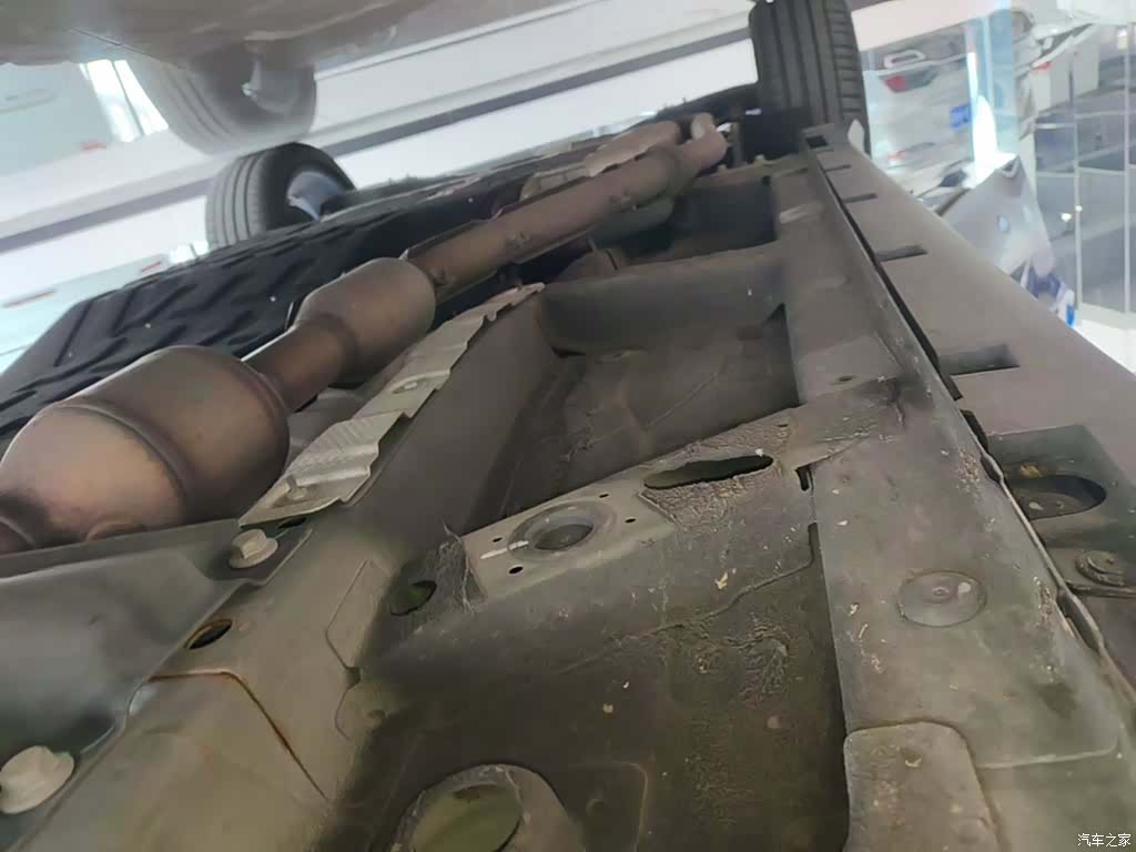 Roewe RX5, 2022 21