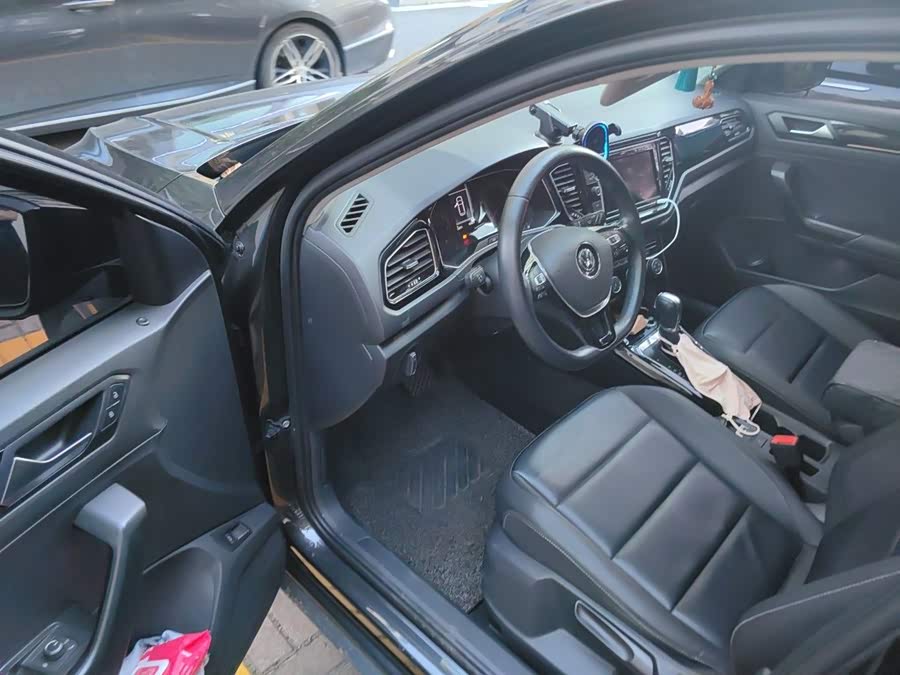 Volkswagen T-ROC 2019, фото 14