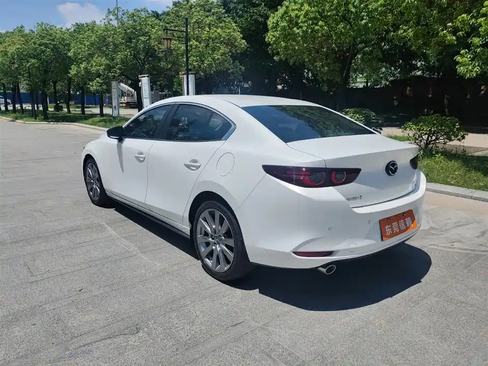 Mazda 3 Angkesaila