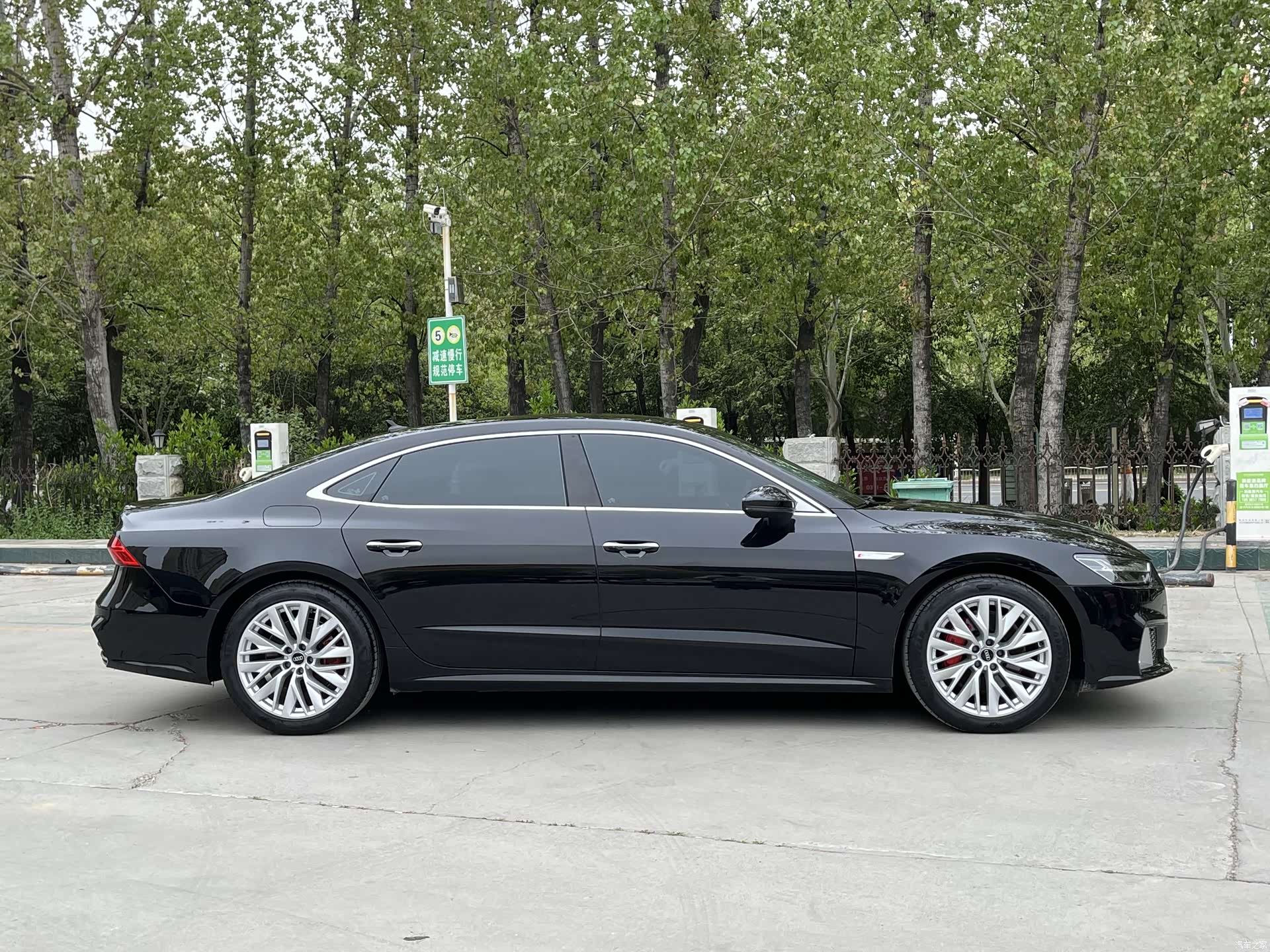 Audi A7L, 2024 9