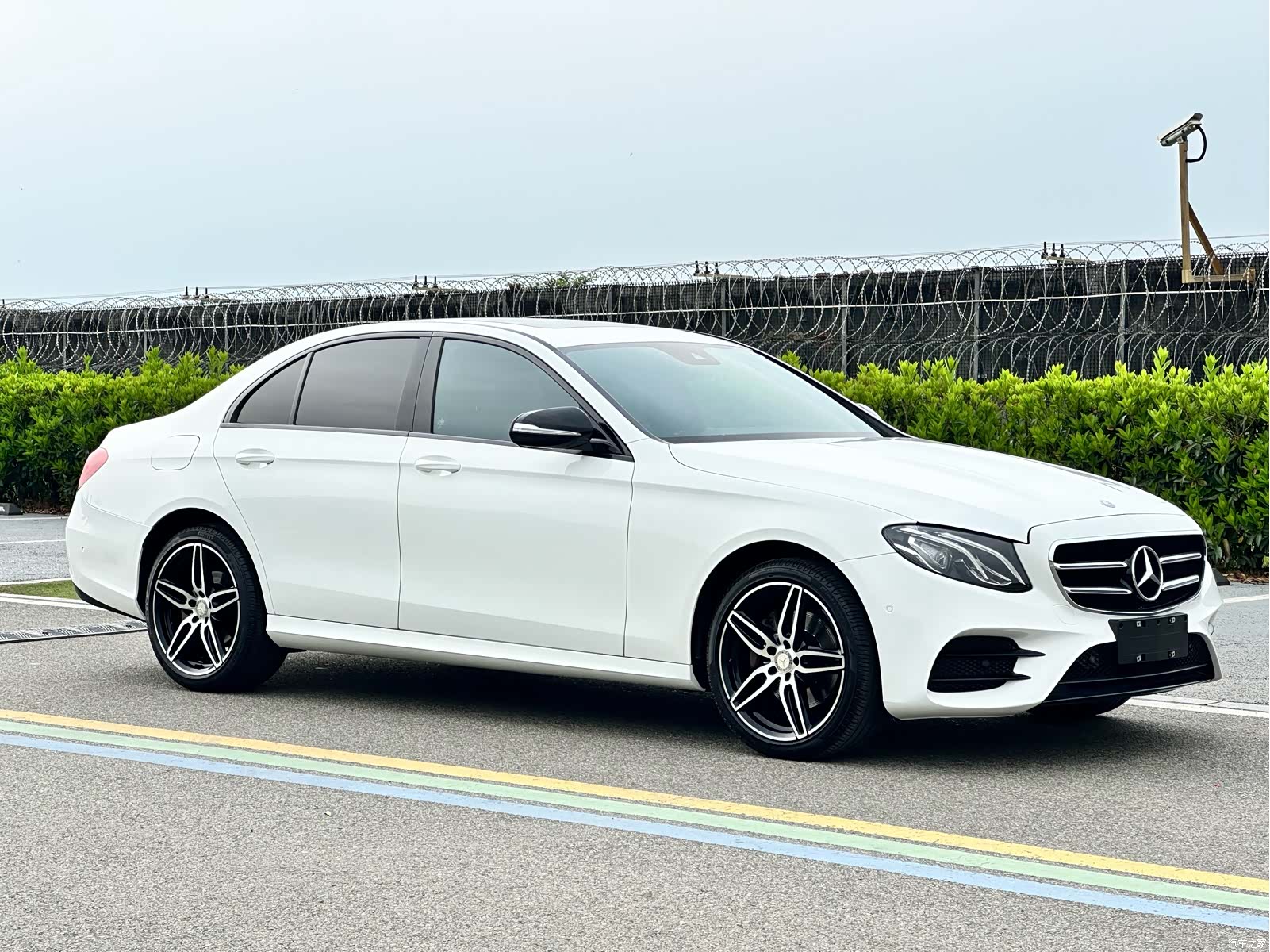 Mercedes-Benz E-Class, 2018 3