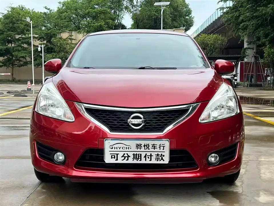 Nissan TIIDA
