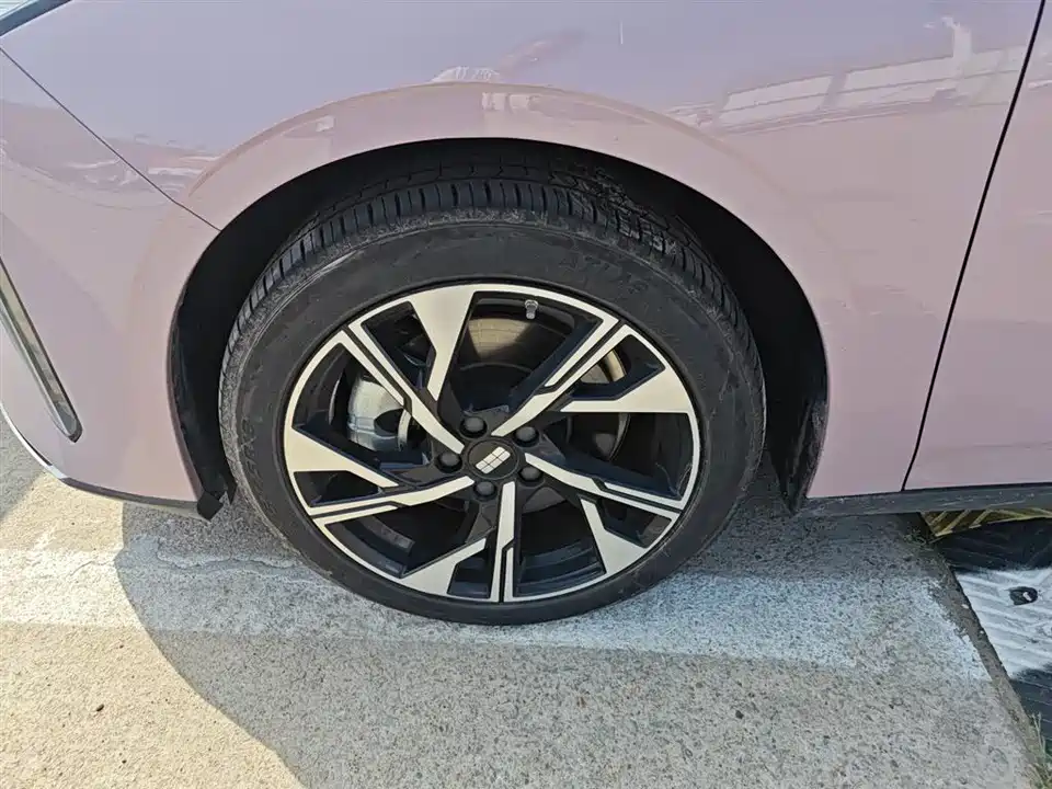 Geely Galaxy Galaxy L6