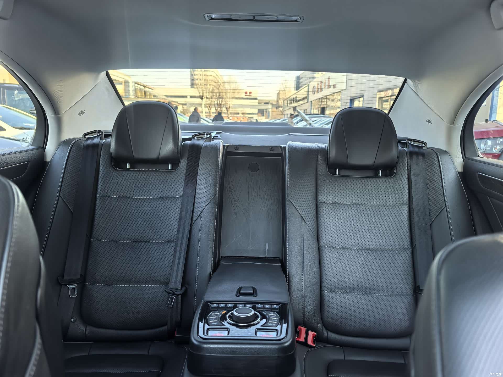 Hongqi H7, 2018 13