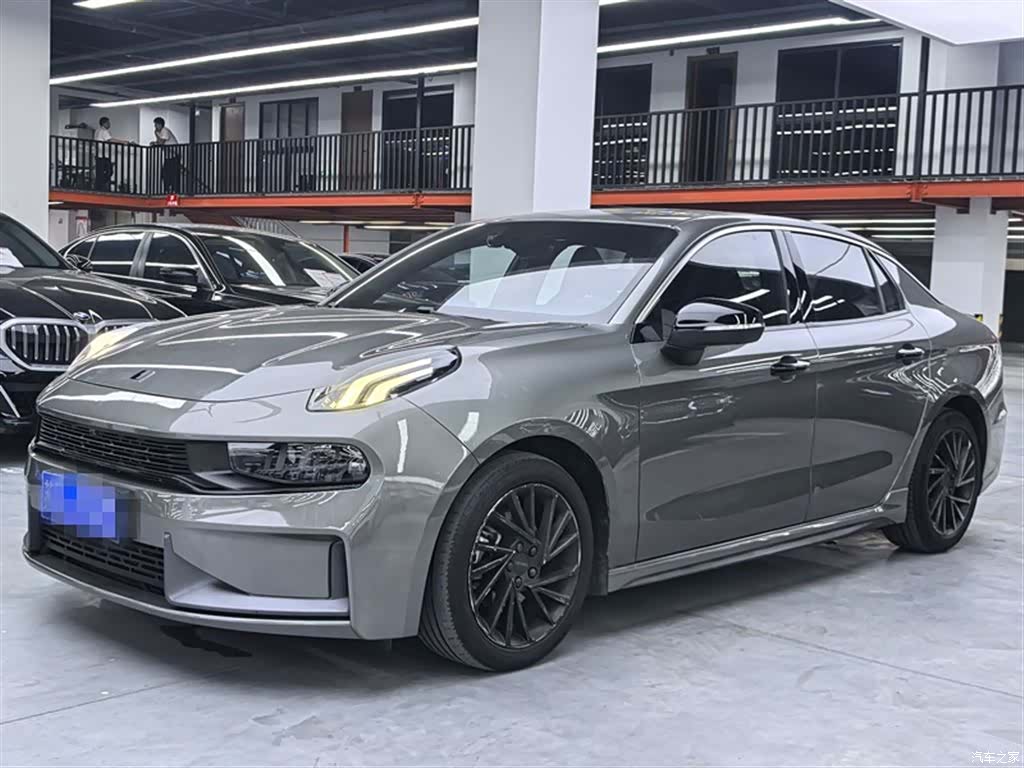 Lynk & Co 02