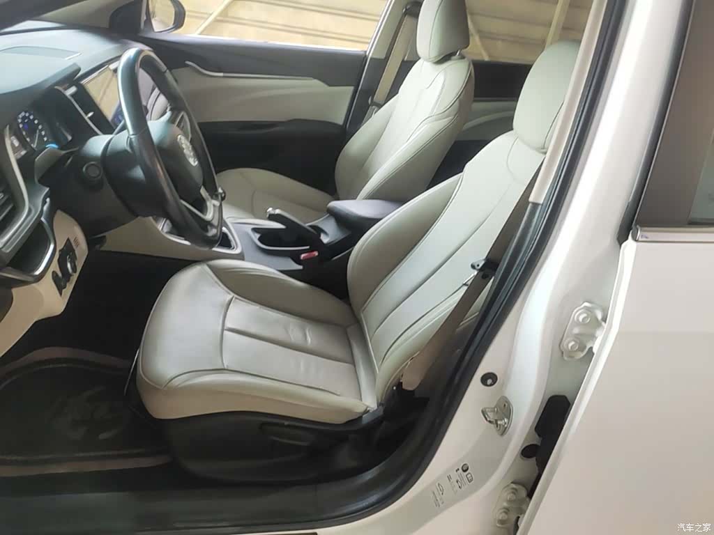 Buick V, 2018 15