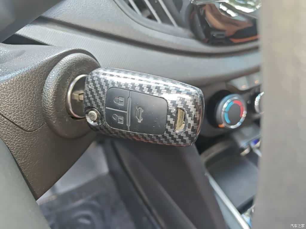 Chevrolet 320, 2018 9
