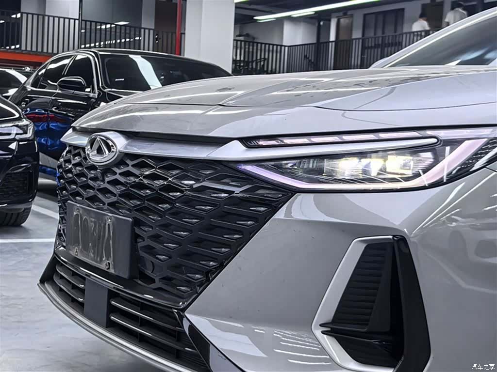 Chery Arrizo 8, 2023 4