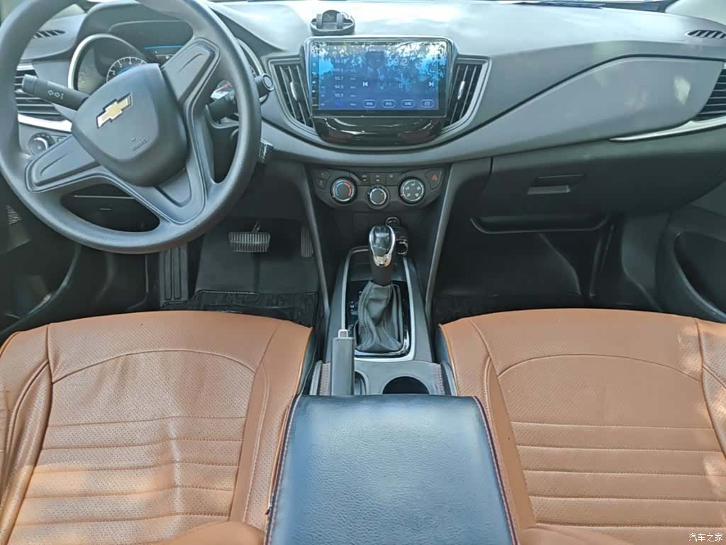 Chevrolet 320, 2018 14
