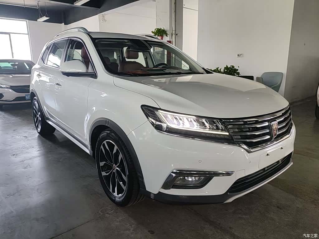 Roewe RX5, 2017 4