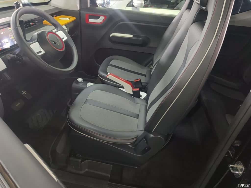 Wuling MINIEV, 2022 15