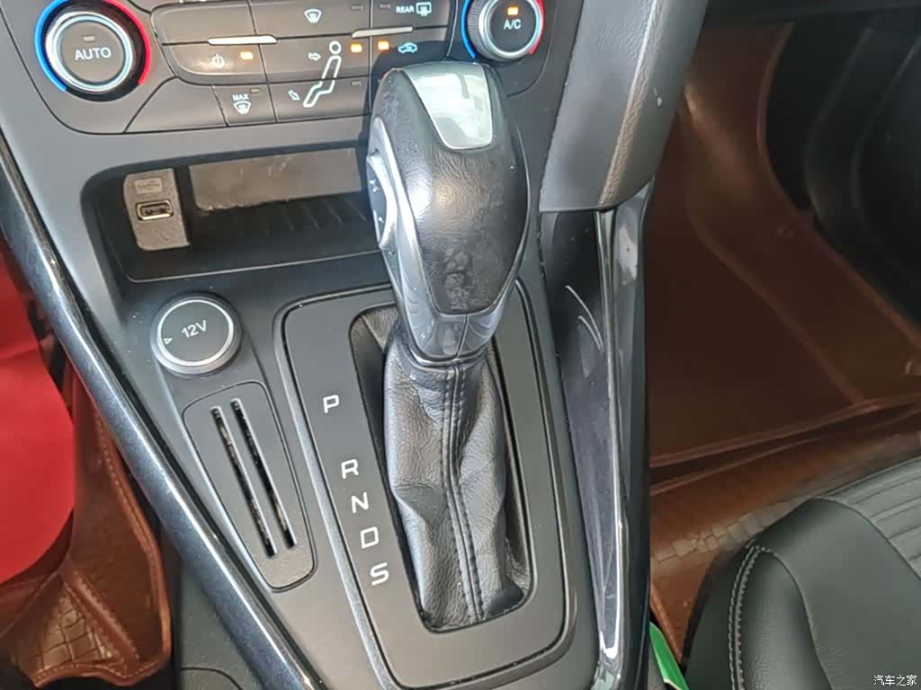 Ford Focus, 2017 14