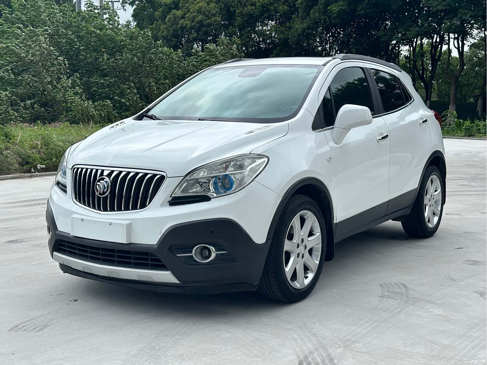 Buick Encore, 2013 1