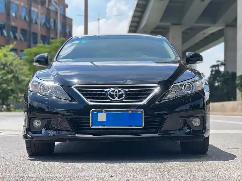 Toyota Reiz Toyota Reiz