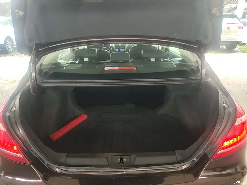 Geely Emgrand, 2016 15