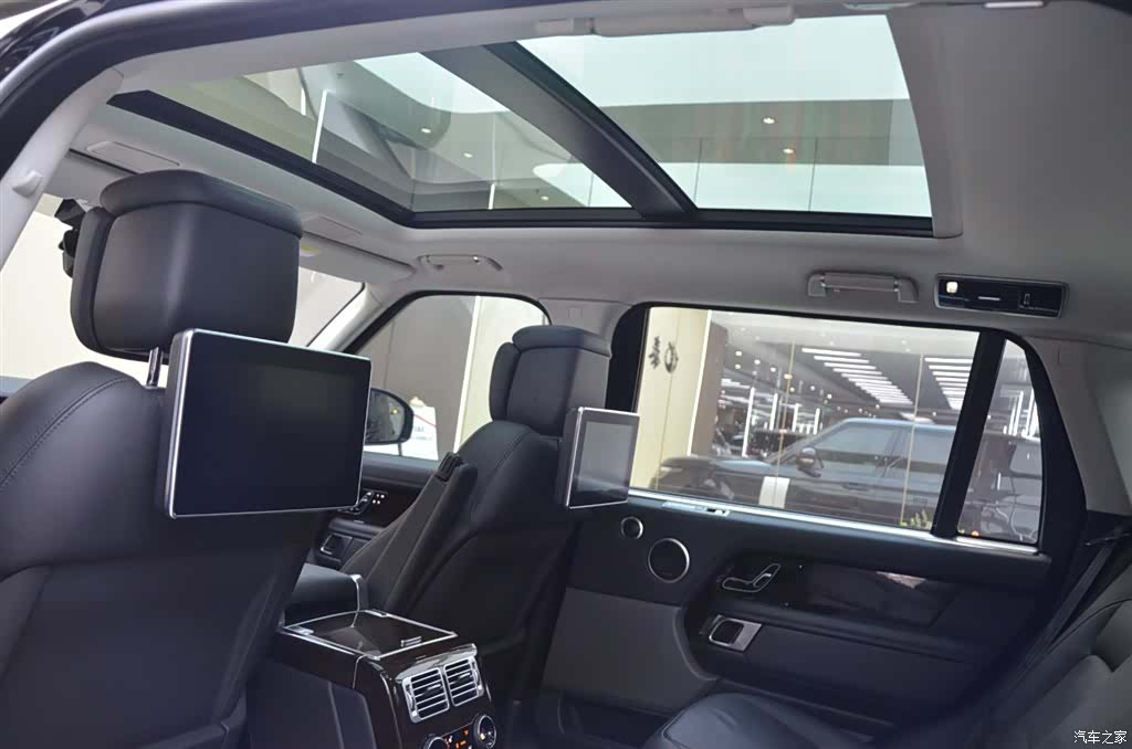 Land Rover Range Rover, 2022 15
