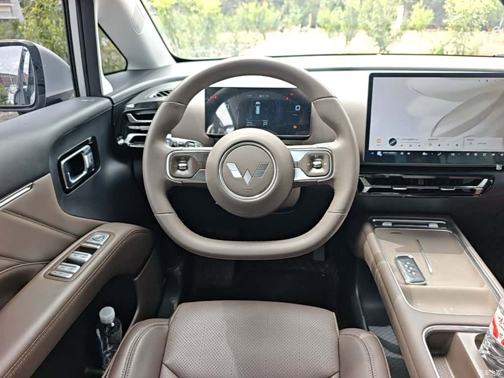 Wuling 730, 2025 11