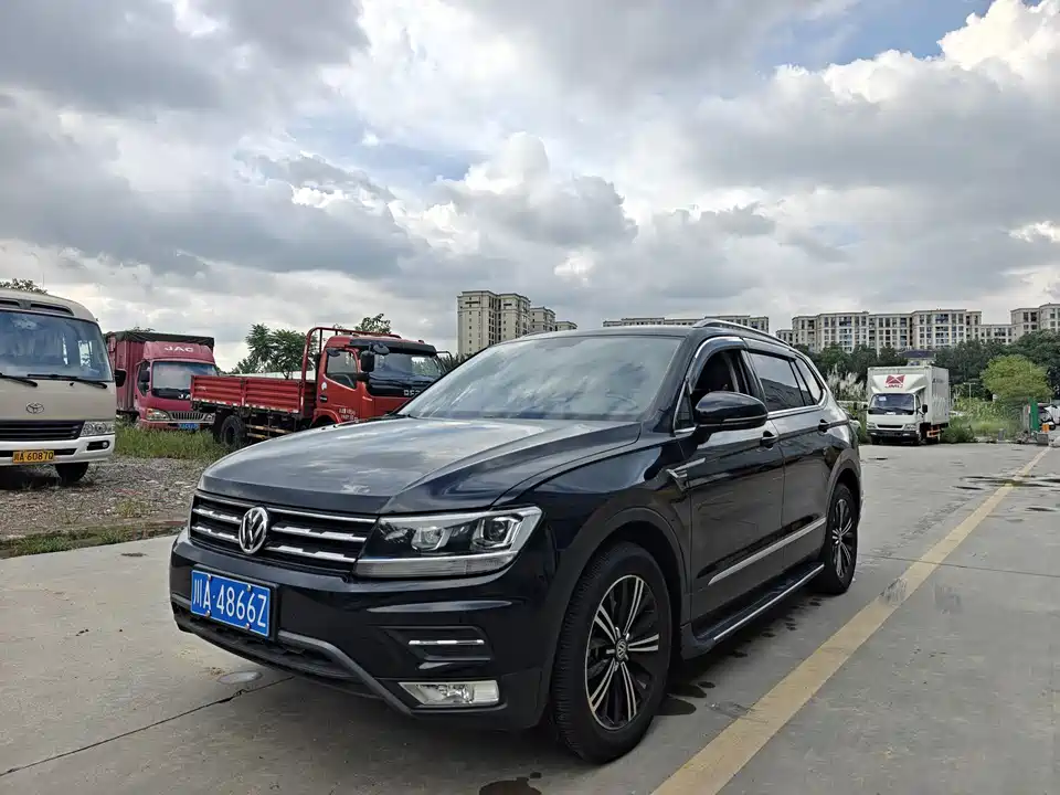 Volkswagen Tiguan L
