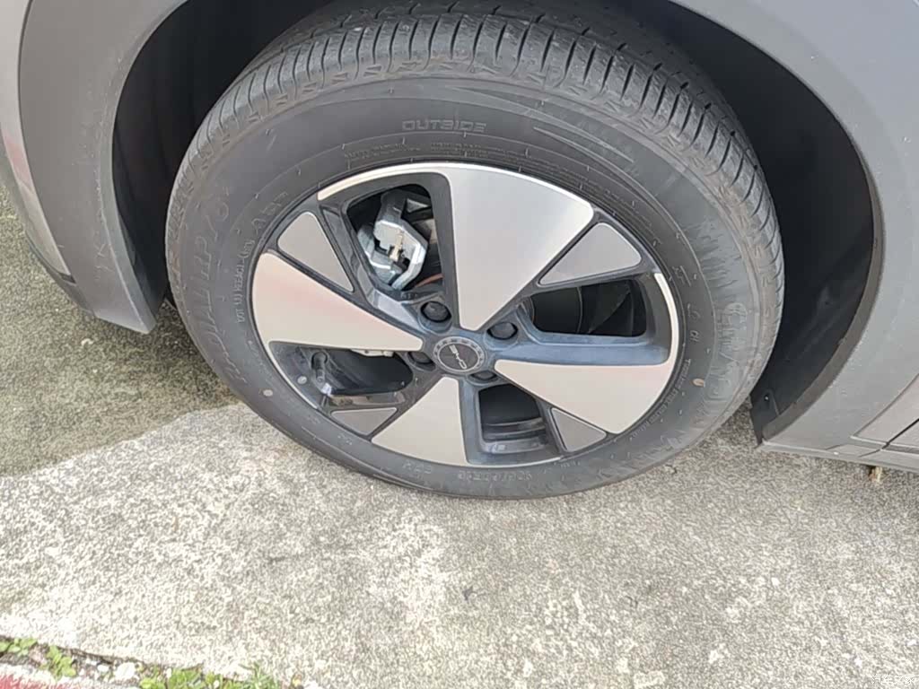 BYD Dolphin, 2024 23