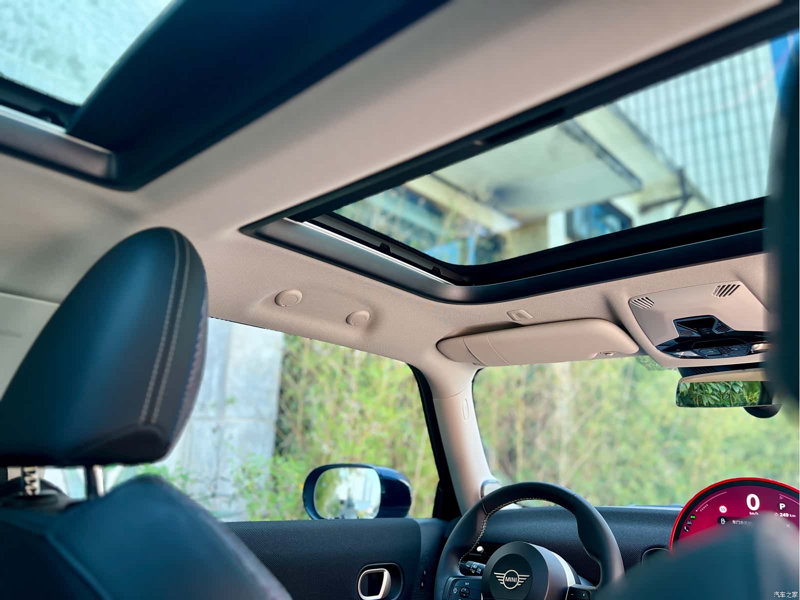 Mini Cooper, 2025 12