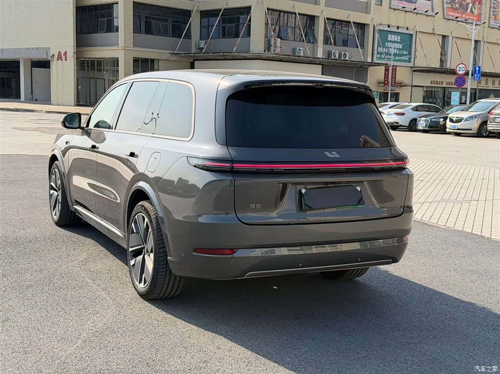 Li Auto L9, 2025 7