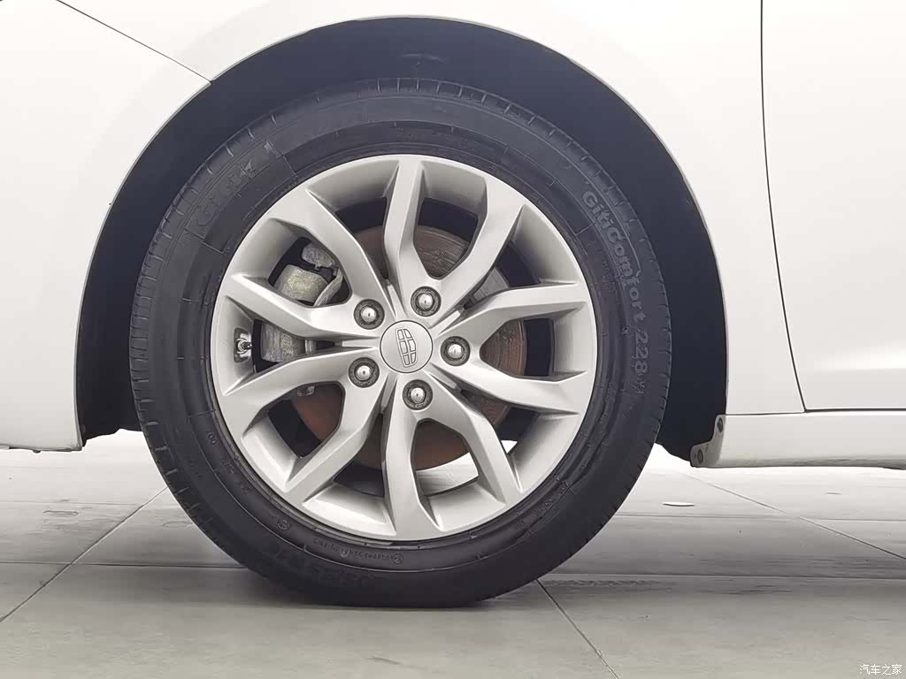 Geely Emgrand, 2016 17