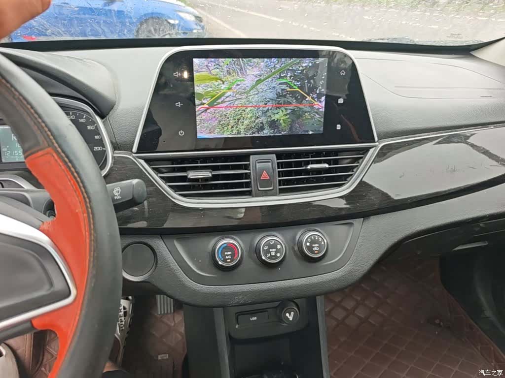 Wuling 310, 2017 13