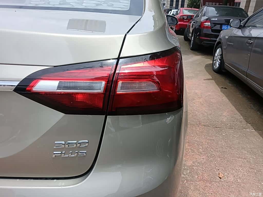 Roewe 360, 2018 8